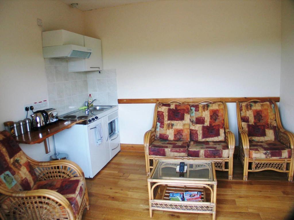 Lamphey Park Guest House Стая снимка