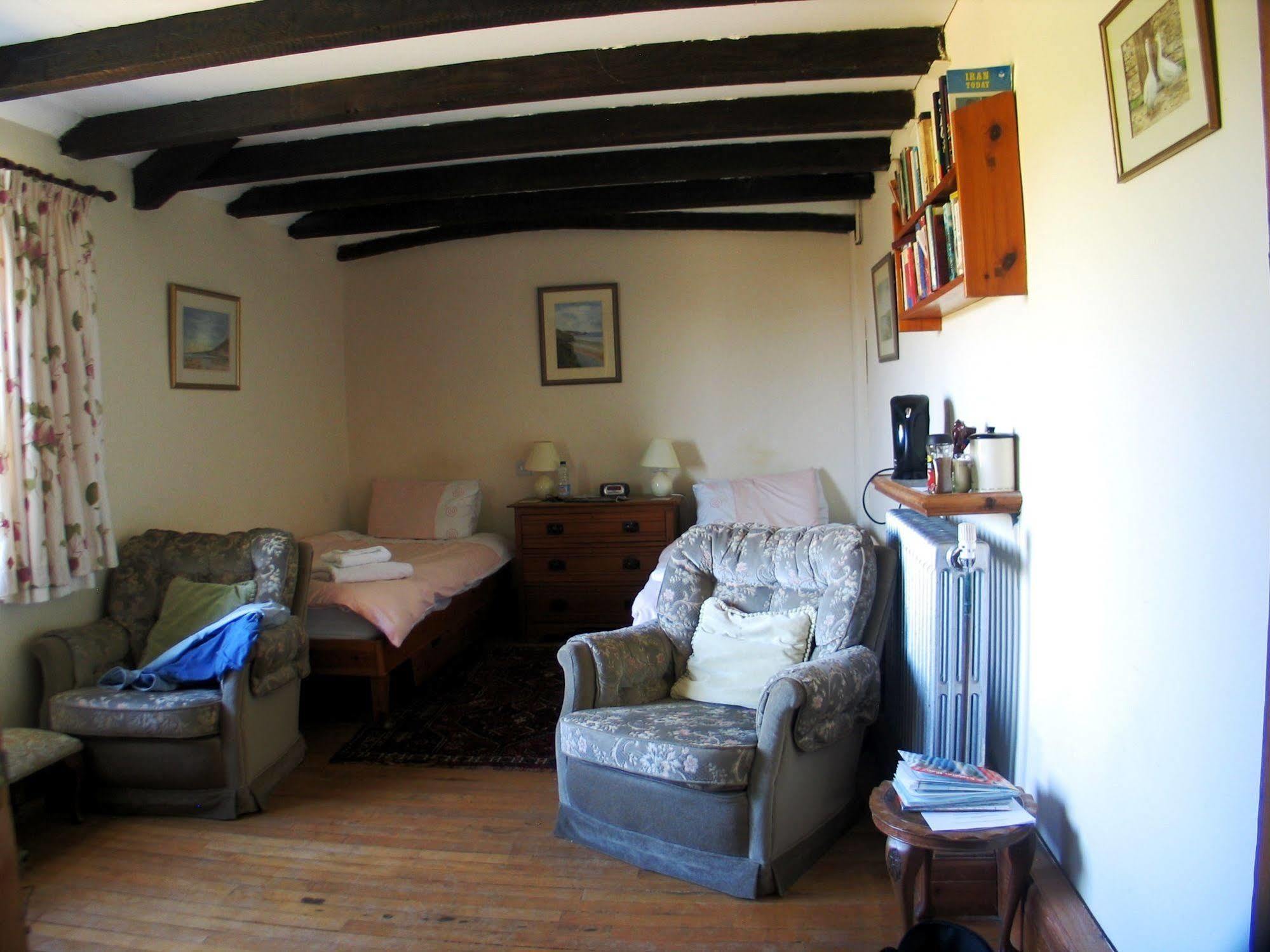 Lamphey Park Guest House Екстериор снимка